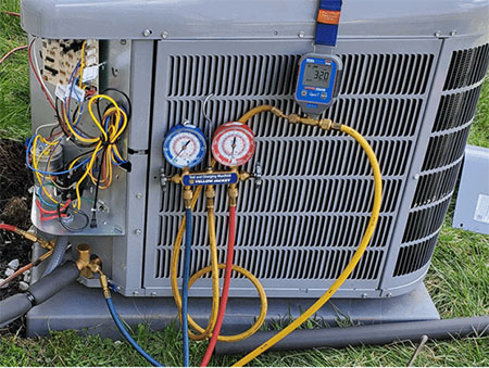 air conditioner tech